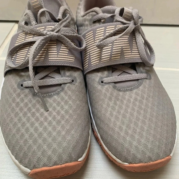 Nike Renew Grey Athletic Running Shoes  8.5 - Picture 9 of 10